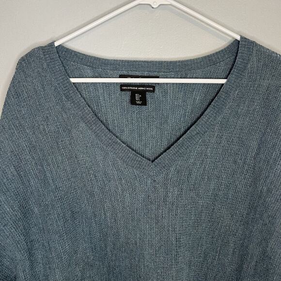 Tahari Womens 100% Merino Wool Knit V Neck Pullover Sweater Sz L Blue - Picture 2 of 12